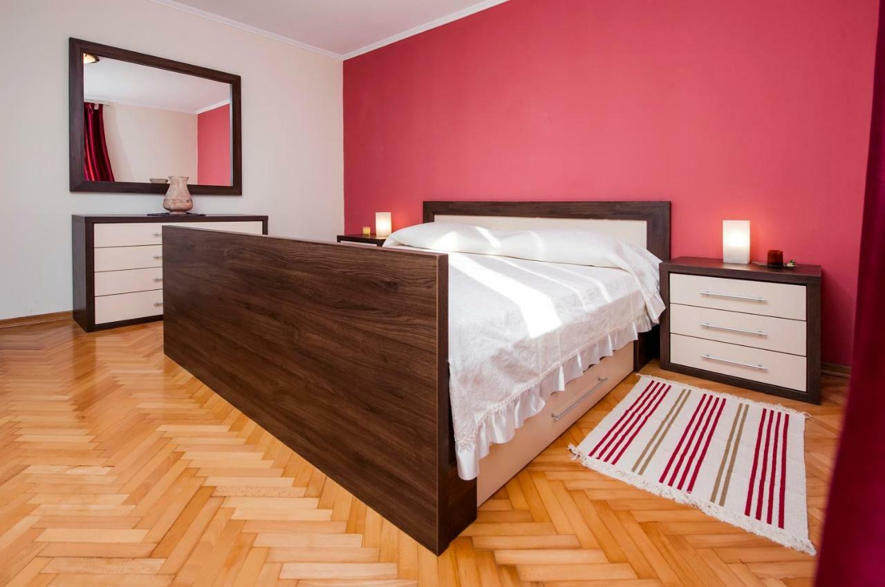 Apartment Nika Rovinj Exterior photo